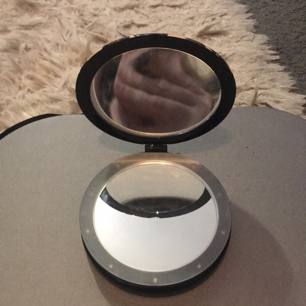 Makeup mirror - Picture 5 of 5